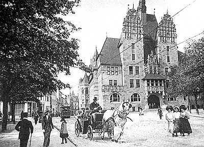 1912
